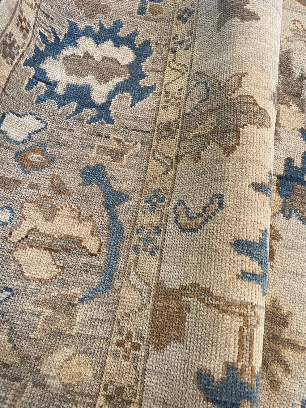 Handknotted Rug Turkish Knot Oushak Rug Traditional Area Rug Living Room Rug