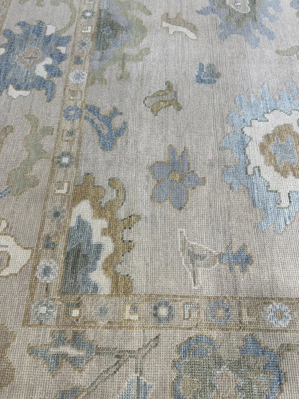 Traditional Handknotted  Rug Turkish Knot Oushak Rug  Area Rug Living Room Rug